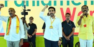 కాలంతో పాటు మారాలి