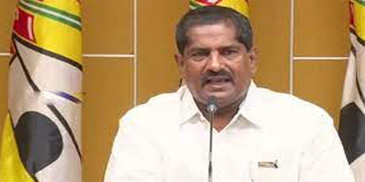 బటన్‌ నొక్కిన ప్రతిసారి సాక్షి పేపర్లో పెద్ద ప్రకటన