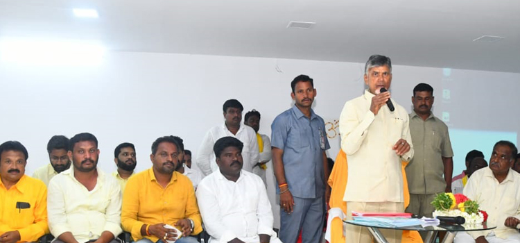 కార్యకర్తపై పడిన ప్రతిదెబ్బా నాపై పడ్డట్టే