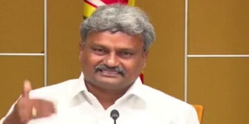 పార్లమెంట్‌ ప్రతిష్ఠ దిగజార్చిన గోరంట్ల