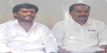 వైసీపీ నేతల వ్యక్తిగత కార్యాలయంగా మున్సిపల్‌ ఆఫీస్‌