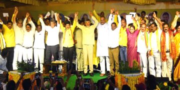 నేనూ నీలాగే చేస్తే.. కడపకు మీ నాన్న పేరుండేదా?