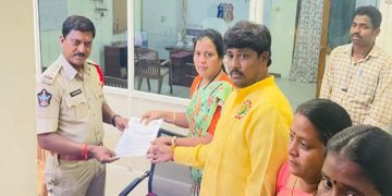 నాని వ్యాఖ్యలకు నిరసనగా నిరాహారదీక్ష