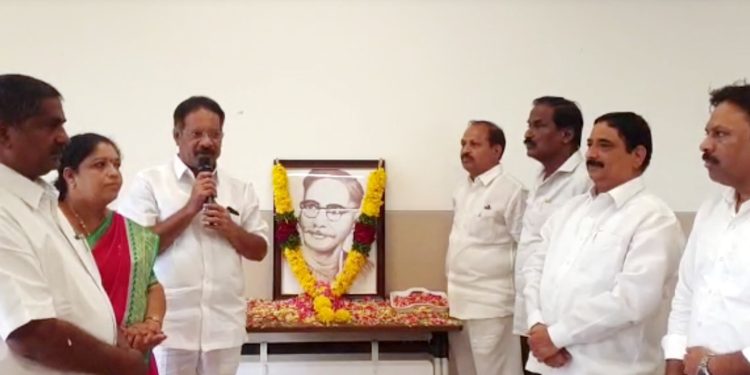 ఛీత్కారాలు ఎదురైన చోటే సత్కారాలు పొందిన కవి జాఘవా