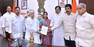 పోలీసుల నిర్లక్ష్యం వల్లే.. చంద్రబాబుపై వైసిపి మూకల దాడి!