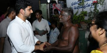 బాబాయిని గొడ్డలితో వేసేసినోడ్ని జగన్‌రెడ్డి అంటాం!