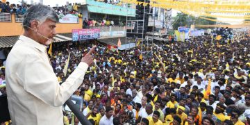 సామాజిక న్యాయమంటే సొంతవారికి పదవులు కట్టబెట్టడమా?