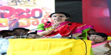 వారిది ధనబలం.. మాది ప్రజాబలం