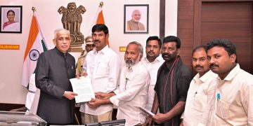 గిరిజనులపై దారుణాలను అరికట్టేలా రాష్ట్ర ప్రభుత్వాన్ని అదేశించండి