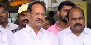 న్యాయస్థానాల్లో తప్పుడు కేసులు నిలబడవు: ఆనందబాబు