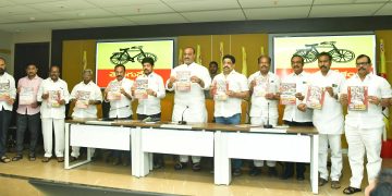 బీసీల పట్ల 40ఏళ్లుగా వైయస్ కుటుంబం కక్ష