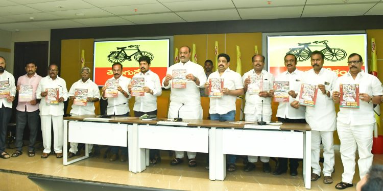 బీసీల పట్ల 40ఏళ్లుగా వైయస్ కుటుంబం కక్ష