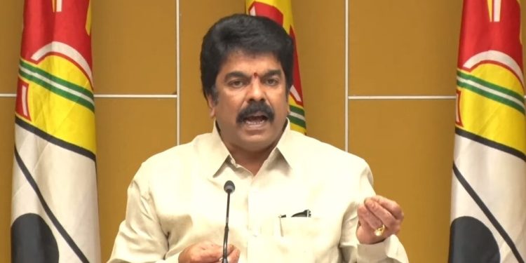 టిడ్కో ఇళ్లు తాకట్టుపెట్టి రూ. 10వేల కోట్ల రుణం తెచ్చిన జగన్‌రెడ్డి : బొండా