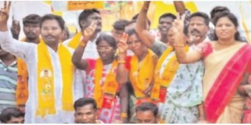 డిప్యూటీ సీఎం నారాయణ స్వామికి జలక్‌