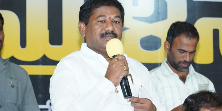 ఆరోగ్యశ్రీపై జగన్నాటకం: డోలా