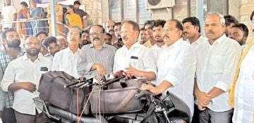 జగన్‌ పాలనలో..బాలికలకు భద్రత లేదు!