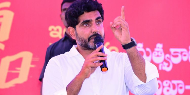 తాడేపల్లి ప్యాలేస్‌లో ప్రకంపనలు: నారా లోకేష్‌