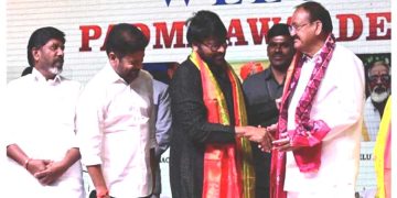 ప్రజలను రెచ్చగొట్టి గెలిచే వారికి గుణపాఠం తప్పదు: వెంకయ్యనాయుడు