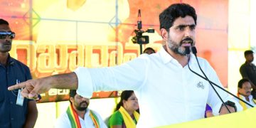 హోదా గురించి ఏనాడైనా అడిగారా