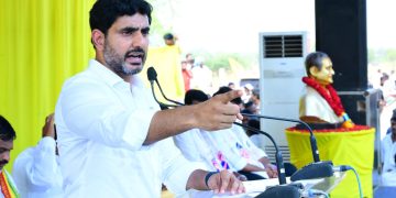 తల్లి, చెల్లిని తరిమేసిన జగన్‌..మహిళా సంక్షేమంపై మాట్లాడటమా..!