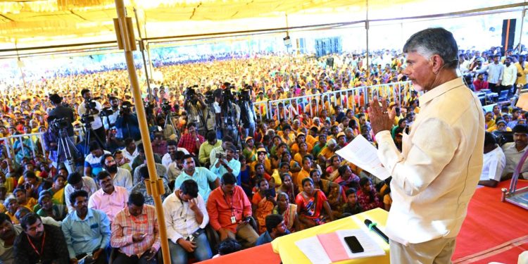 ఇంటివద్దకే రూ.4 వేల పెన్షన్