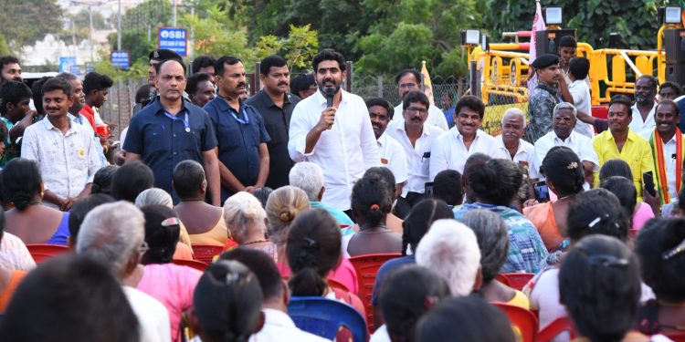 ఆర్కే ఏ ముఖం పెట్టుకొని ఓట్లడుగుతారు?!