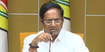 కుట్రపూరితంగానే పింఛన్ల జాప్యం