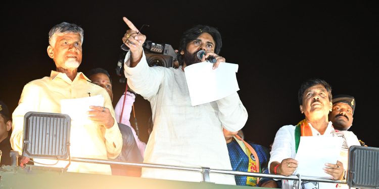 ఎదిరించే వాడు లేకపోతే బెదిరించేవాడిదే రాజ్యం