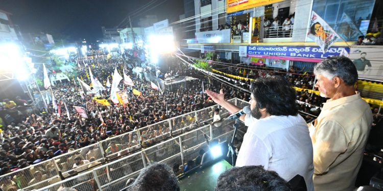 బందర్కు చేసిన అభివృద్ధి ఏంటో చెప్పగలవా?