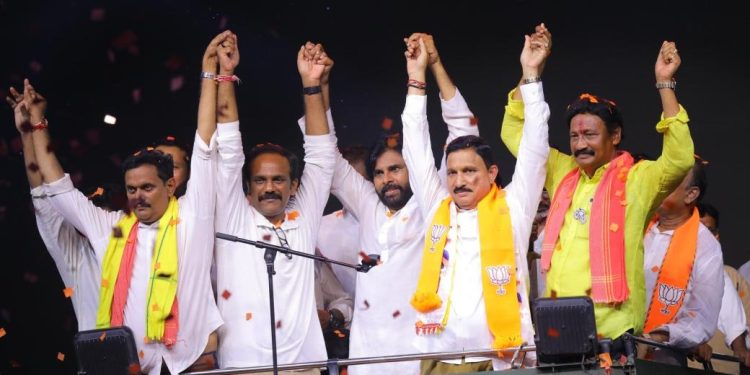 మైనారిటీలకు అండగా ఉంటాం