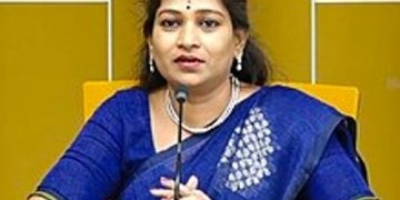 జగన్‌పై ప్రేమ ఉంటే ఉద్యోగాలు వదిలేయాలి