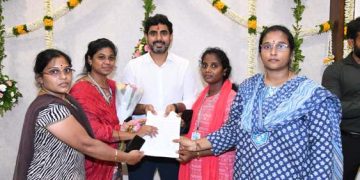 నిరుద్యోగుల సమస్యలు పరిష్కరించండి