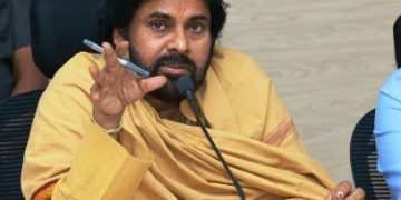 ఎర్రచందనం మాఫియా పెద్ద తలలను పట్టుకోండి