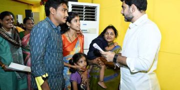 సామాన్యులకు అండగా లోకేష్‌ ‘ప్రజాదర్బార్‌’