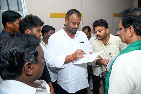 వైసీపీ నేతల భూ దోపిడీపైనే వందలాది అర్జీలు