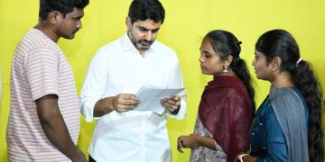 ప్రజాదర్బార్‌లో..కన్నీటి కథలు!!