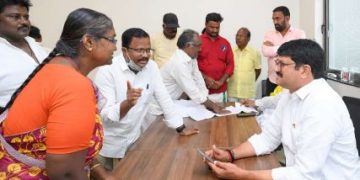 కుమార్తెకు మత్తు బిల్లలు ఇచ్చి అఘాయిత్యం