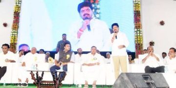 తెలుగుజాతి గర్వించదగ్గ కవయిత్రి మొల్ల