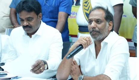 సమష్టి కృషితో స్వర్ణాంధ్ర సాధిద్దాం