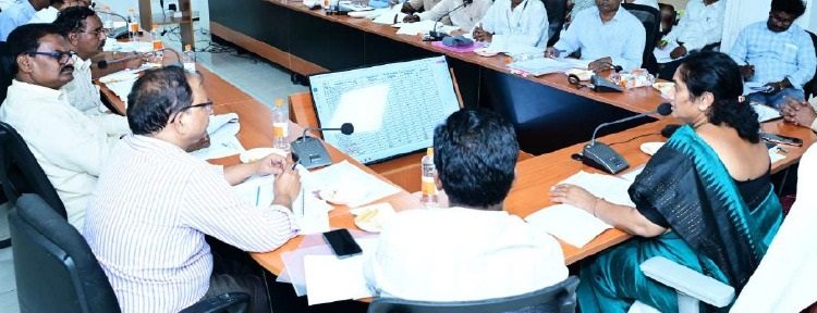 త్వరలో చేనేత సహకార సంఘ ఎన్నికలు