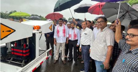 రోడ్ల నిర్మాణంలో అత్యాధునిక విధానాలు