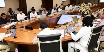 శారదా పీఠం భూములు వెనక్కి…