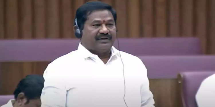 వాలంటీర్లను మోసం చేసింది జగనే..