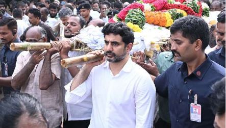 మానవతామూర్తికి కన్నీటి వీడ్కోలు