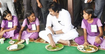 పాఠశాల స్థలాలు కబ్జా చేస్తే గూండా యాక్ట్ కింద కేసులు