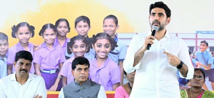 మెగా డీఎస్సీ ద్వారా..ఆరునెలల్లో టీచర్ పోస్టుల భర్తీ!