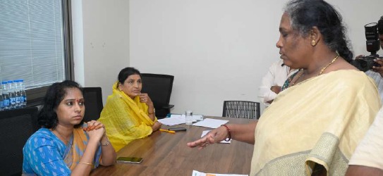 వైసీపీ ఐదేళ్ల భూకబ్జాలపై చర్యలు తీసుకోండి