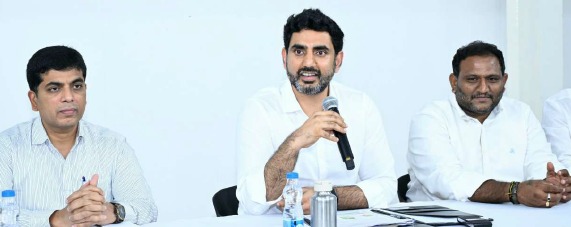 ఫలితాల సాధనే లక్ష్యంగా..పాఠశాల విద్యలో సంస్కరణలు