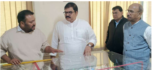 ఇండోర్లో స్వచ్ఛాంధ్ర కార్పొరేషన్ చైర్మన్ పట్టాభి బృందం పర్యటన