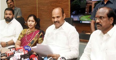 మార్చి నాటికి లక్ష ఇళ్ల నిర్మాణం